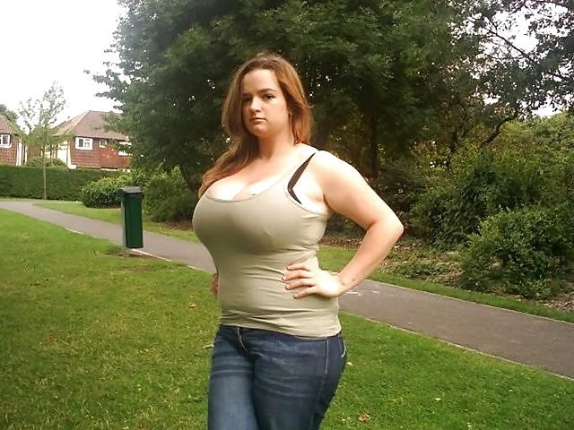 25P Queens in jeans III