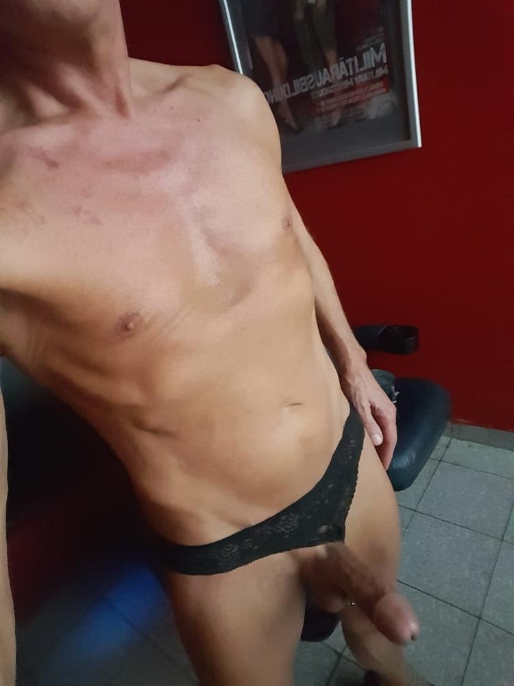 8P Pornokino