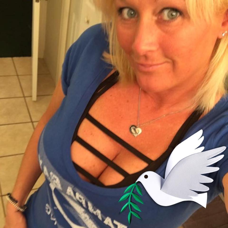5P Hot wife