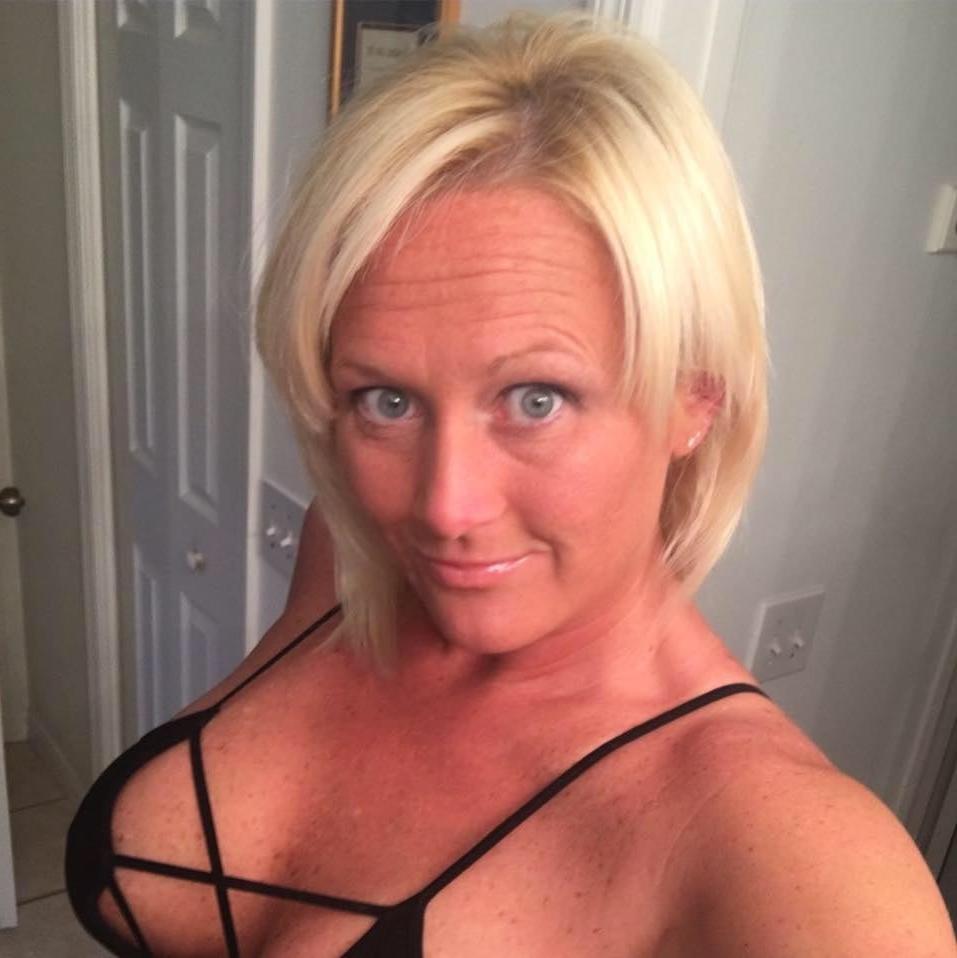 5P Hot wife