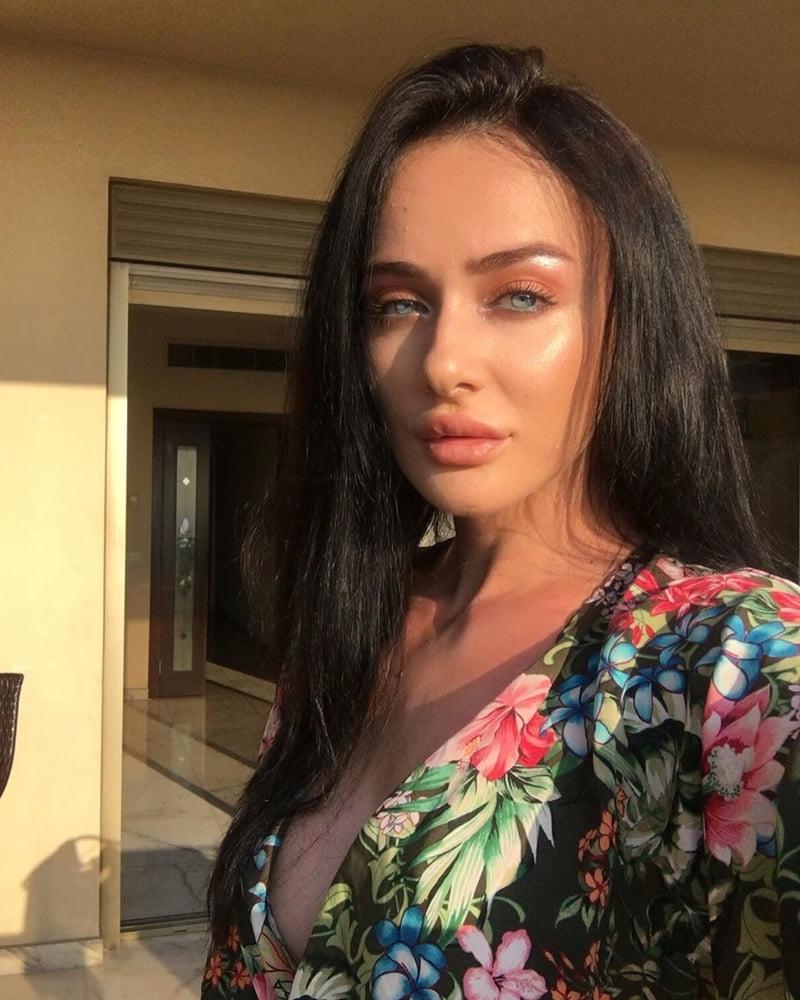25P Serbian model slut from Sabac Tanja Djukic