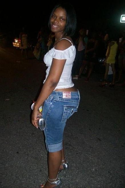 25P Queens in jeans mix