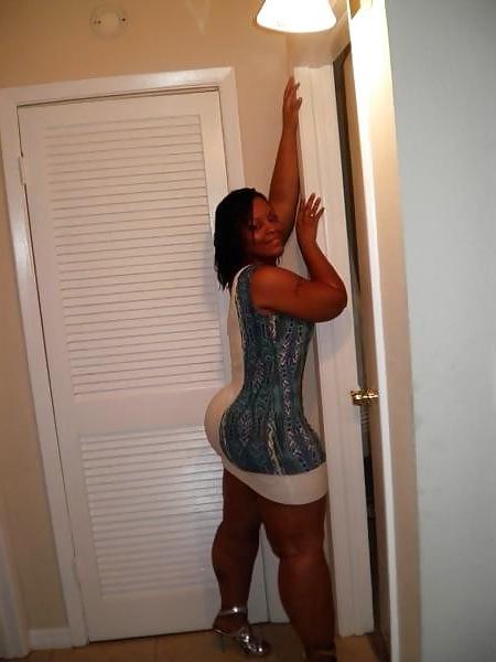 25P Unknown Curvy Black women 21