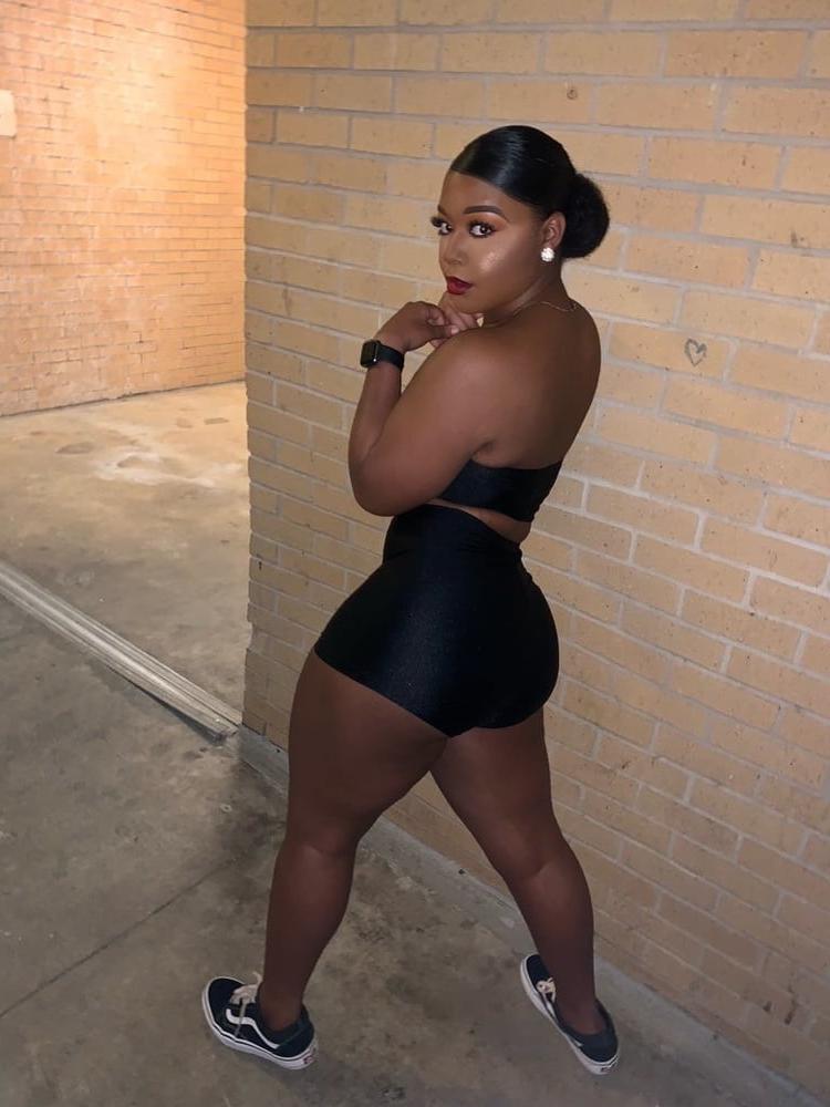 25P Unknown Curvy Black women 21