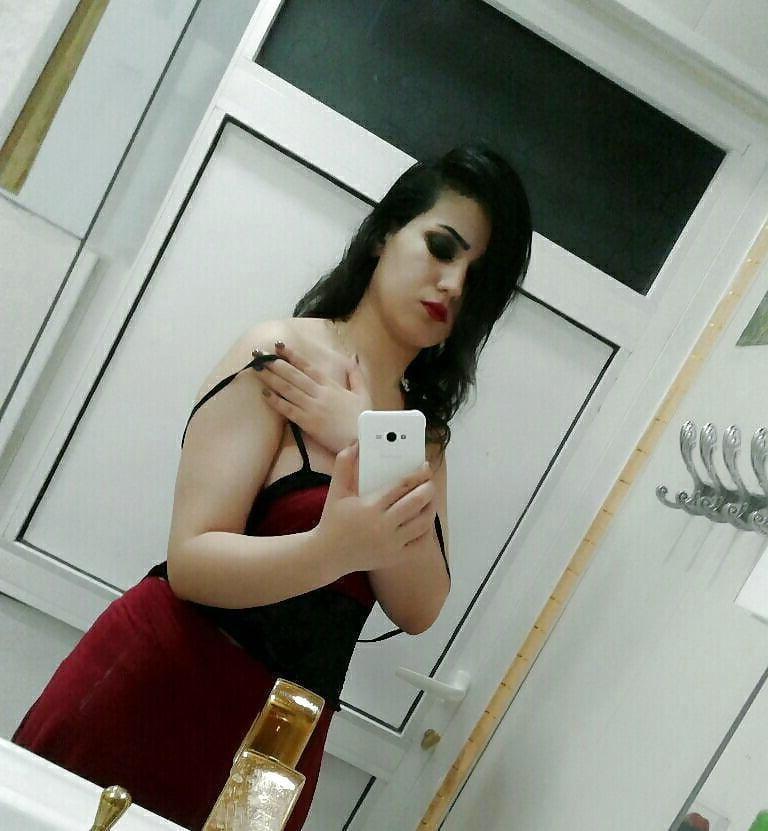 25P Arabian Sluts 546