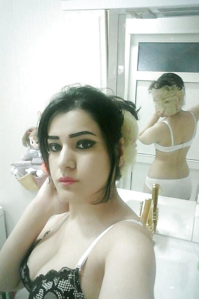 25P Arabian Sluts 546