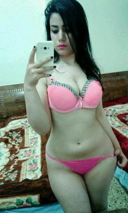 25P Arabian Sluts 546