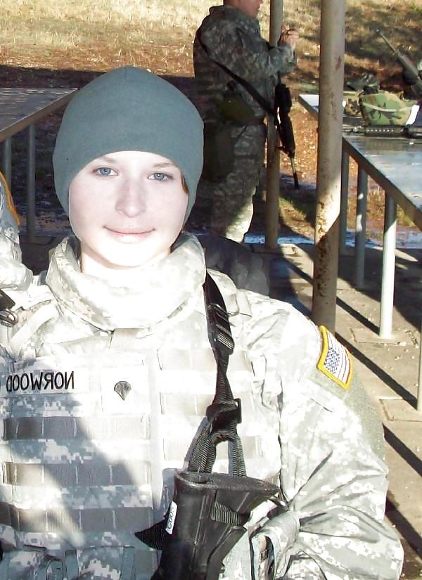 25P Army Girls 2