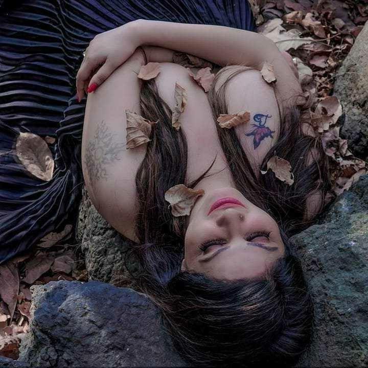 25P Sexy Model Aabha Paul