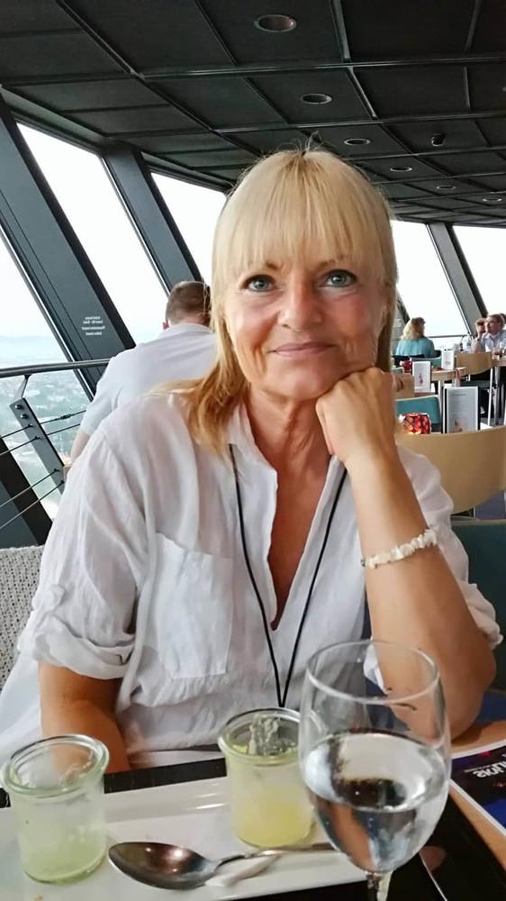 7P Wer kennt diese Deutsche Squirting SLuT ??!?
