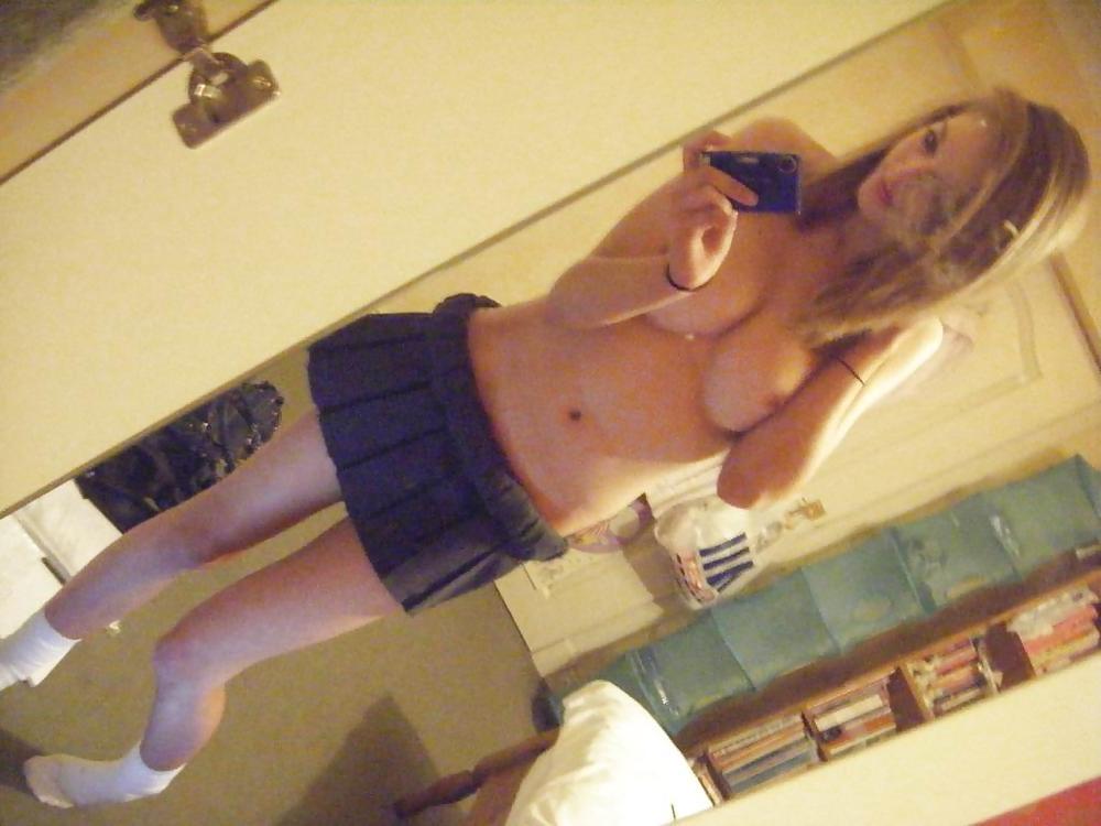 22P Mirror Selfshot Cuties 16