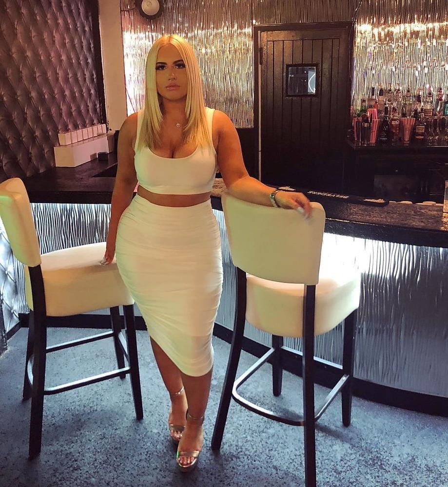25P Thick PAWG blonde bimbo slag Alice