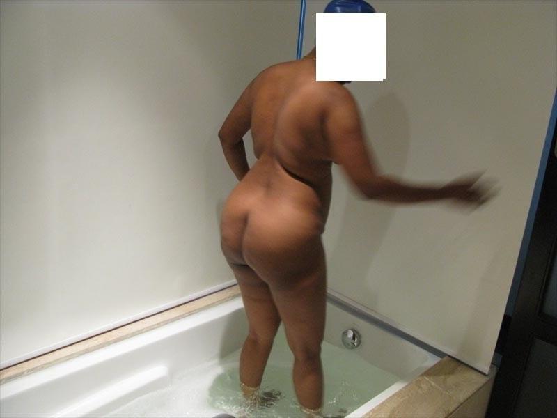 25P Policz sabina mom bathing