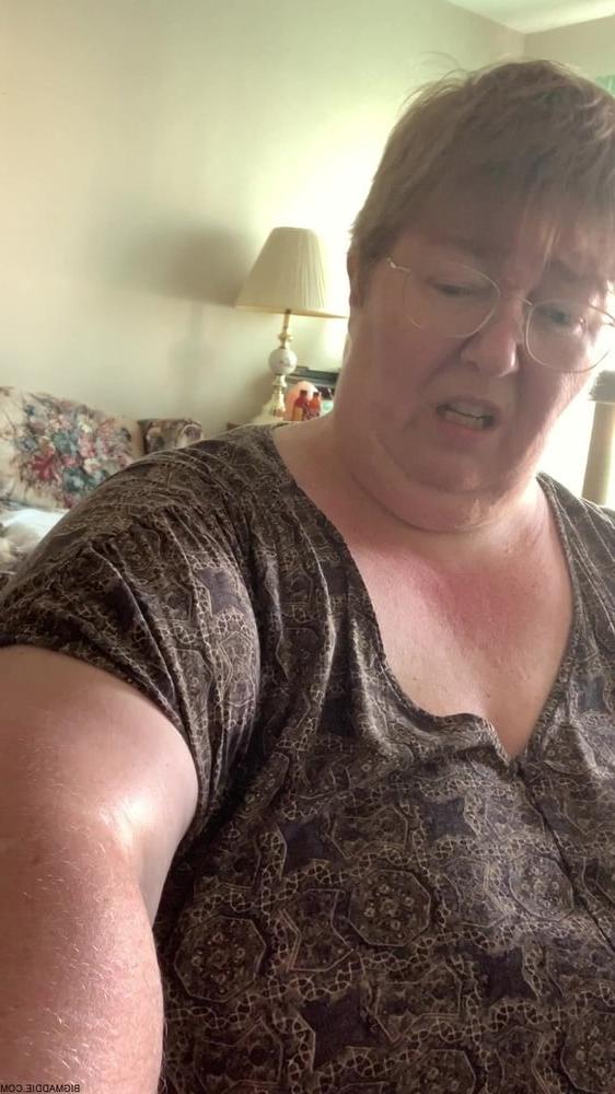 25P Hoodyman SSBBW 342 . Big Maddie fat pig