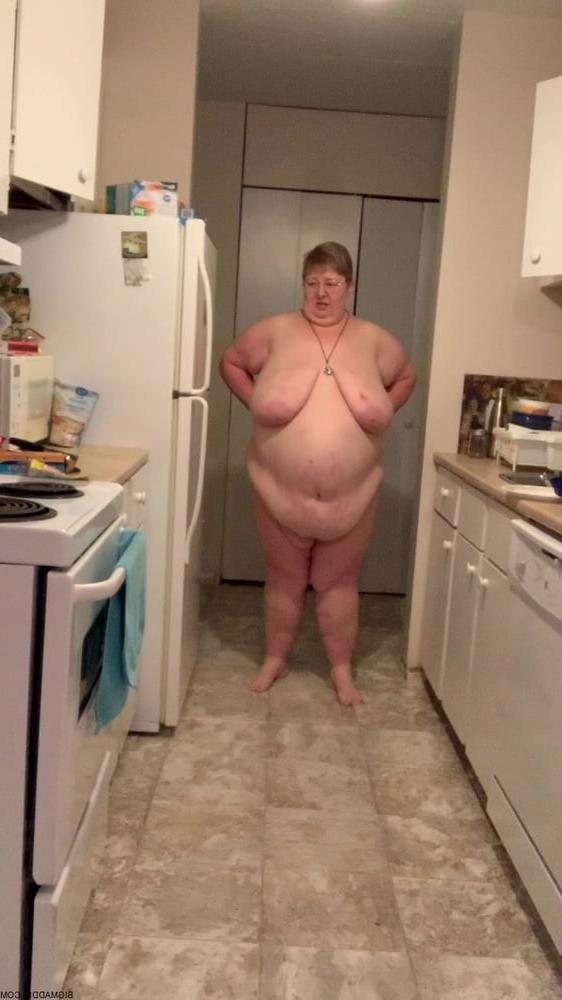 25P Hoodyman SSBBW 342 . Big Maddie fat pig
