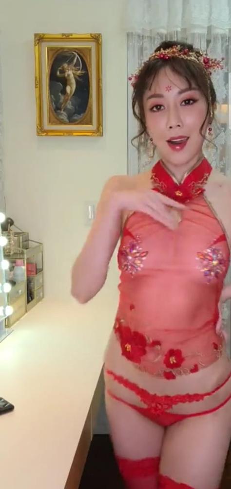 25P Chinese girl slut.2
