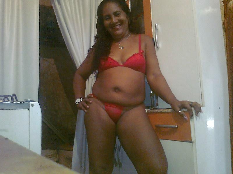 25P Brazilian Mature - Joelma from Favela (49 yo)