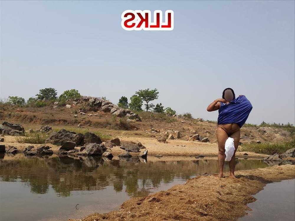 25P Policz my new stepmom sabina bathing on river side with me