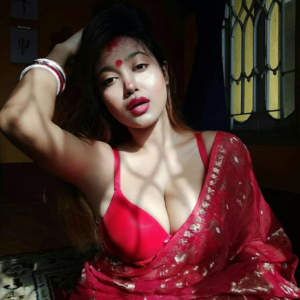 25P Sexy Bangla Model Sherni