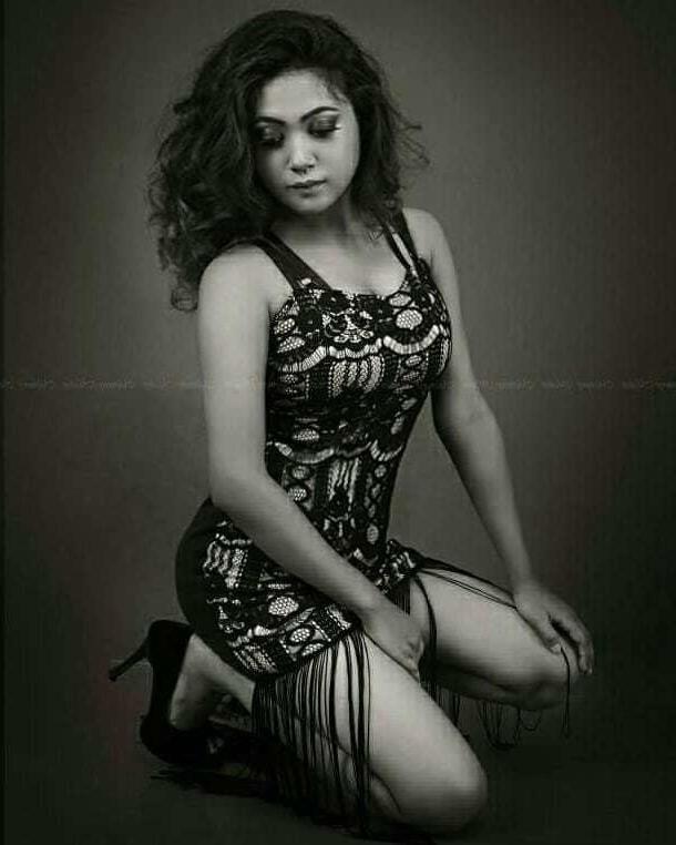 25P Sexy Bangla Model Sherni