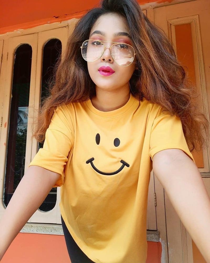 25P Sexy Bangla Model Sherni