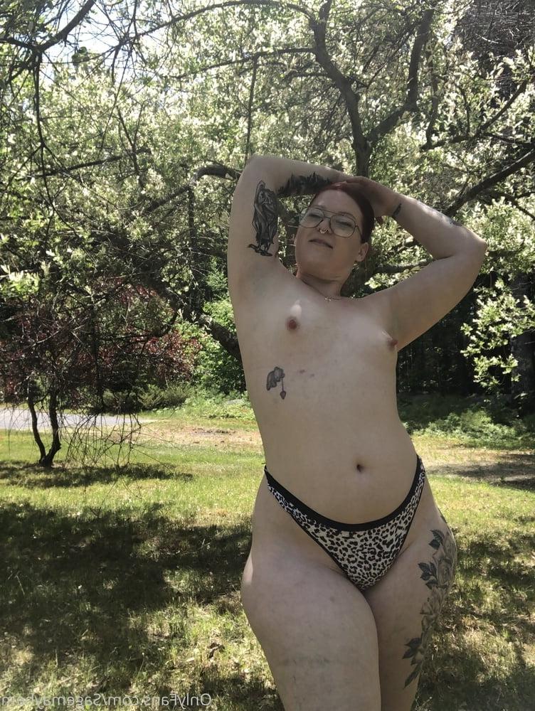 23P Small Tits Very Curvy PAWG