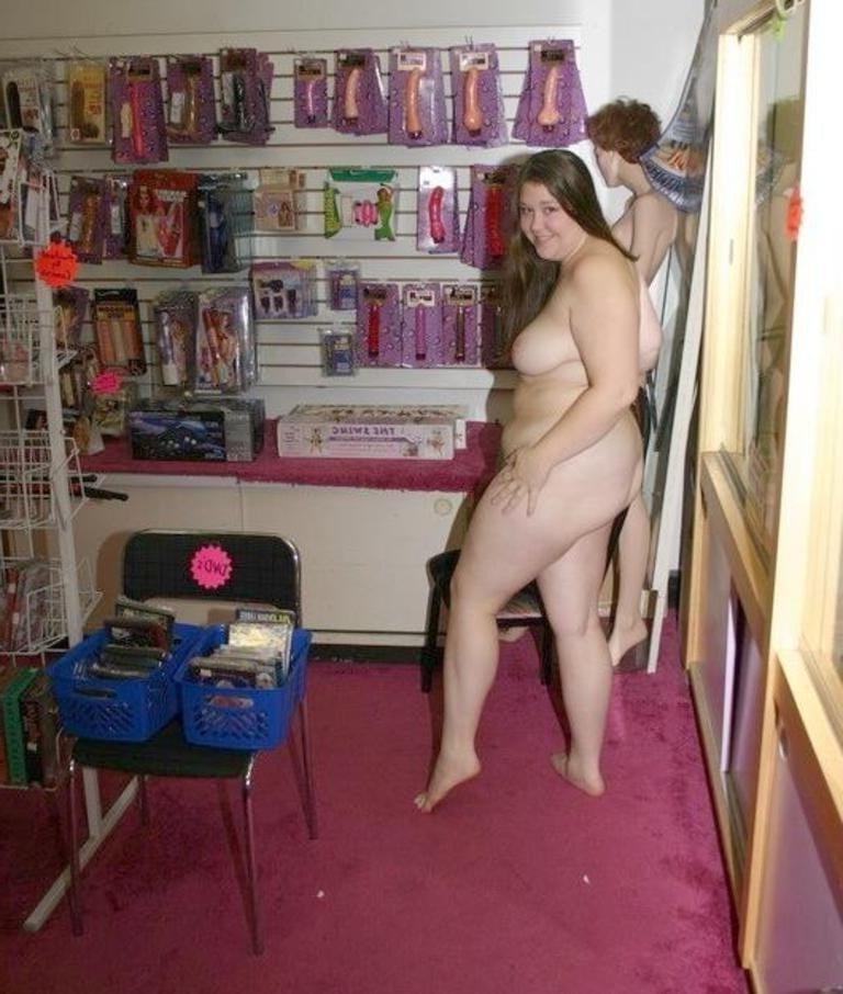 25P Woman in Sex Shop