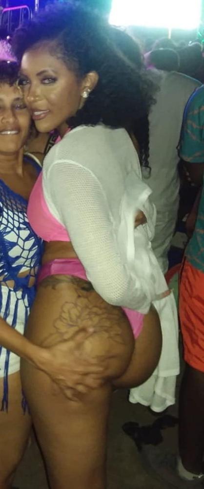 25P Unknown Curvy Chocolate women 17