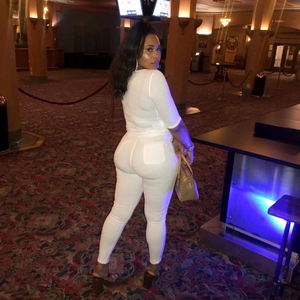 25P Unknown Curvy Chocolate women 17