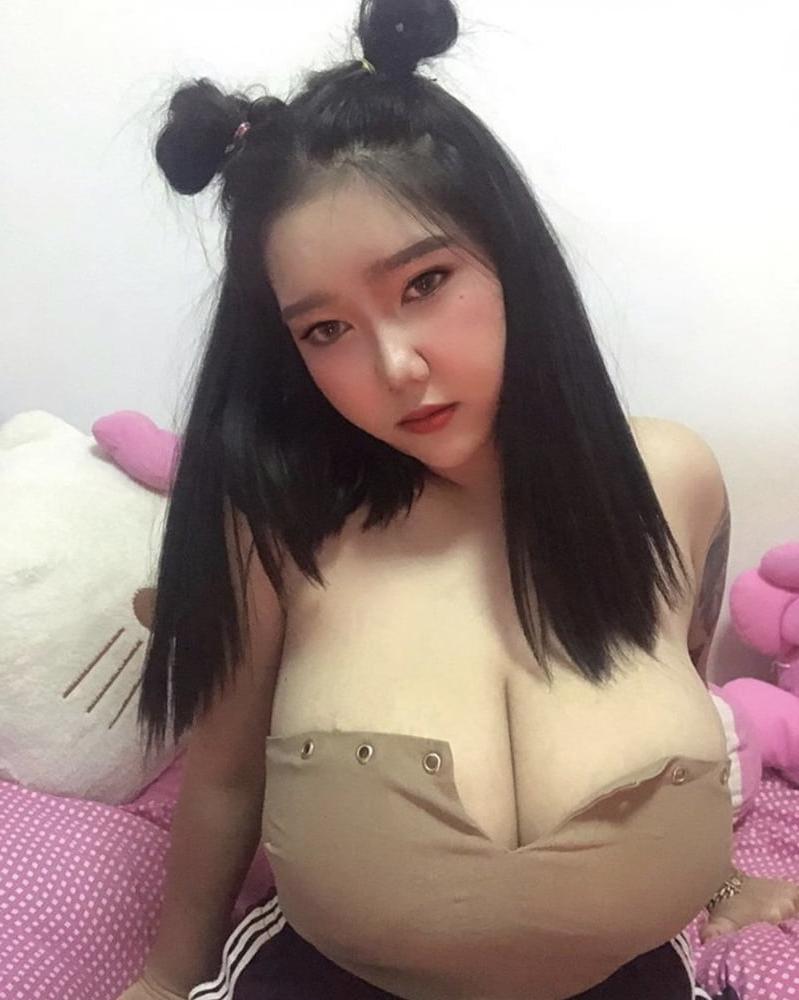 25P Wide Hips - Amazing Curves - Big Girls - Fat Asses (54)