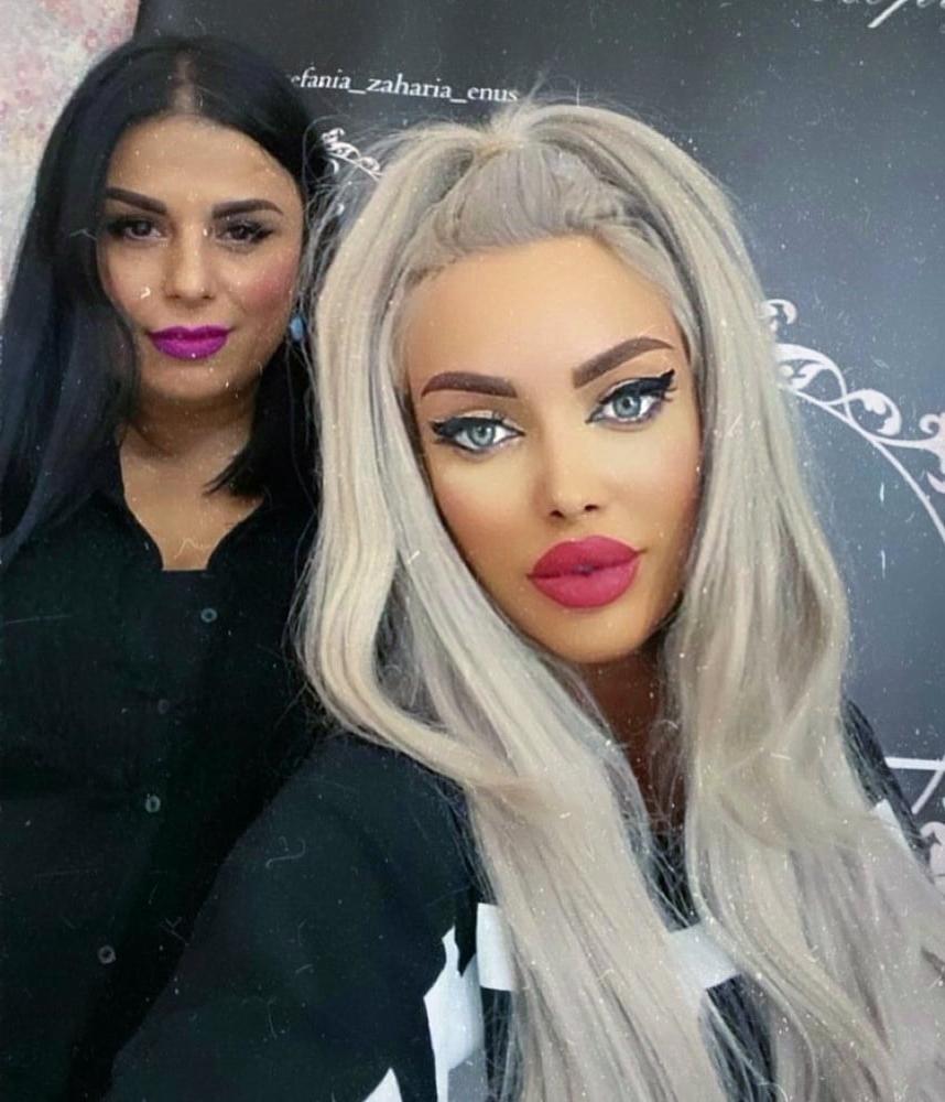 25P Blonde Romanian Bimbo Loredana