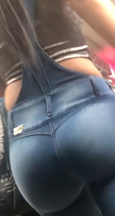 18P modelo fazined jeans