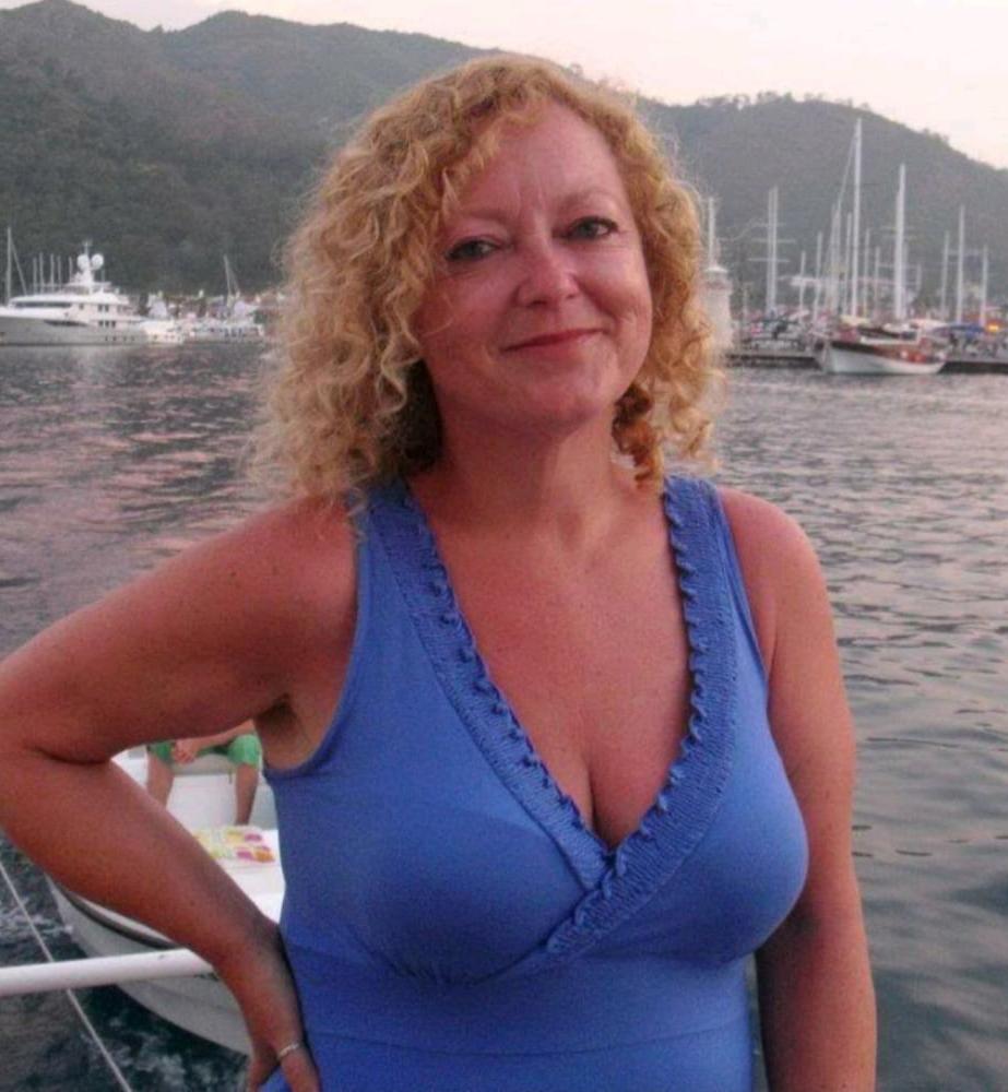 19P Dutch Moms and Hijab Milfs that want the BBC