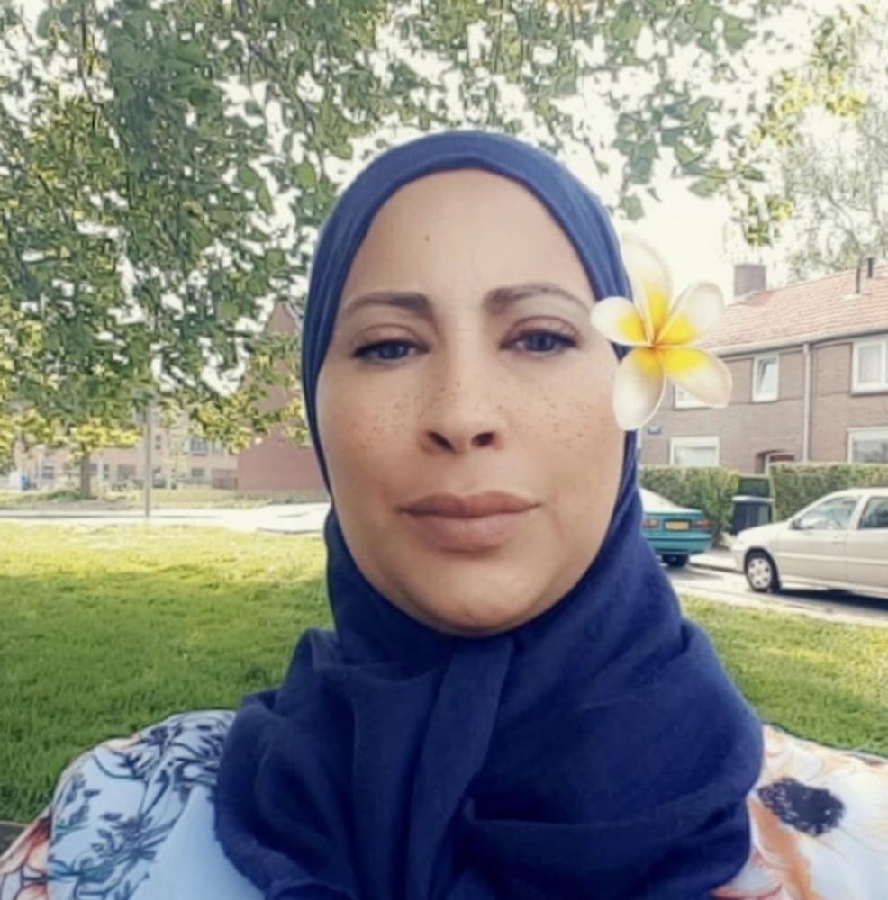 19P Dutch Moms and Hijab Milfs that want the BBC