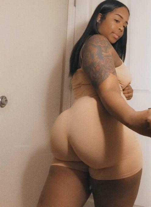 25P Unknown Curvy Black women 18