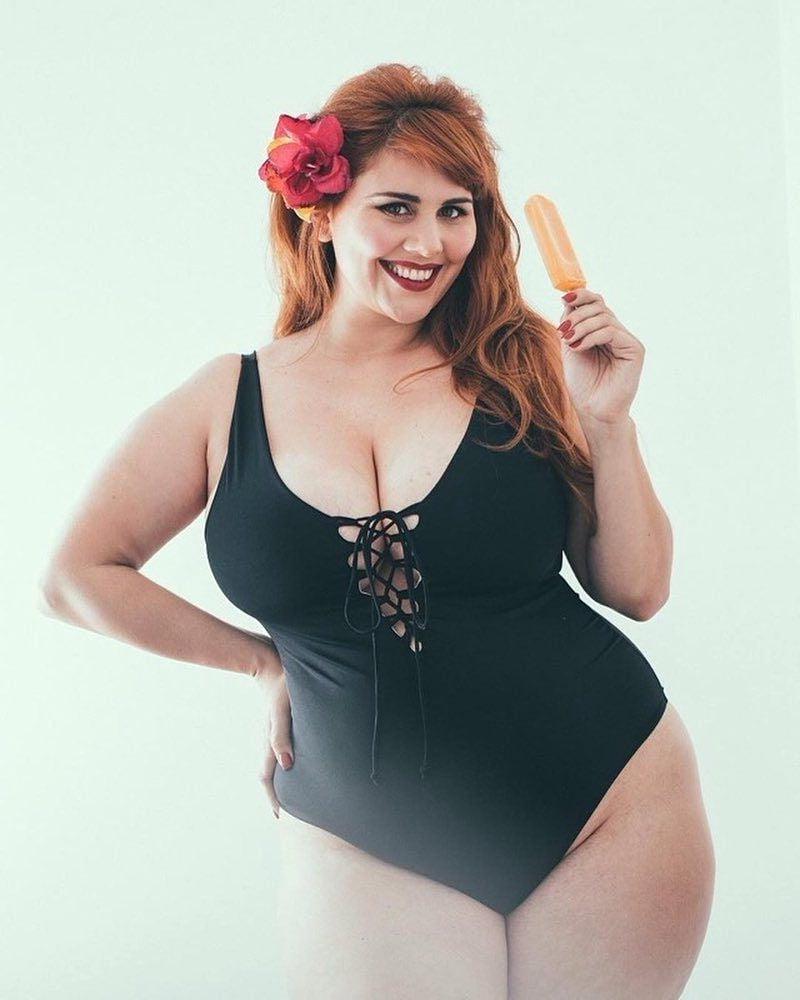 22P Gabriela Caroli 2 - Plus Size Model - Curvy BBW