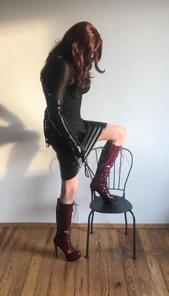 23P Zofe Isabelle Nr 228  sehr feminin Bi devot Augsburg