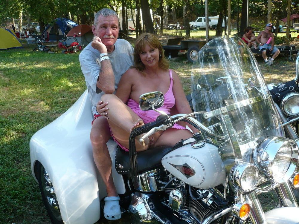 24P Couples I want to fuck - both of them