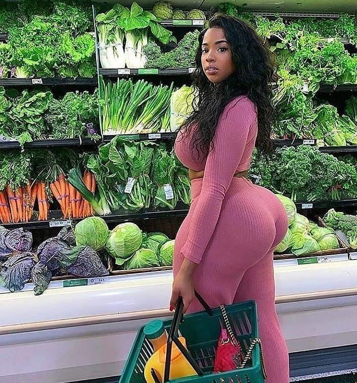 25P Wide Hips - Amazing Curves - Big Girls - Fat Asses (51)