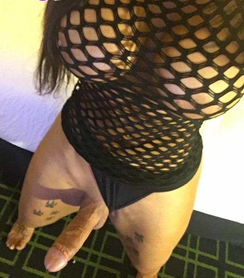 24P i need a nice female cock