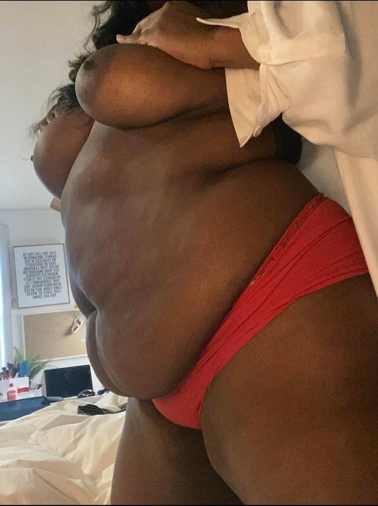 25P BBW Round Fat Bellies