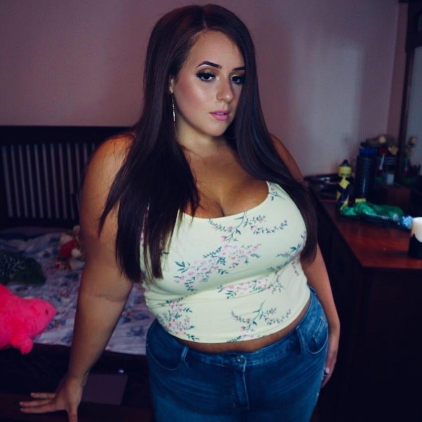 25P Wide Hips - Amazing Curves - Big Girls - Fat Asses (50)