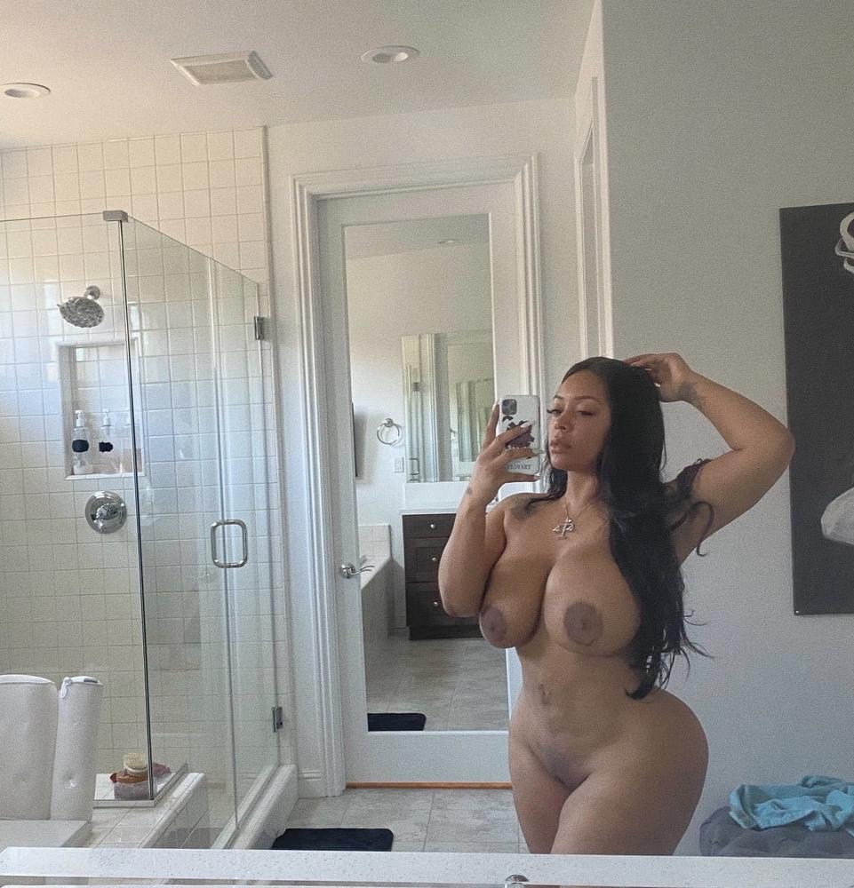 25P Wide Hips - Amazing Curves - Big Girls - Fat Asses (50)