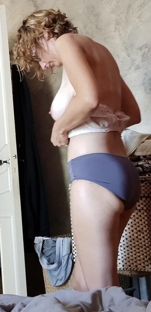25P voyeur pics, my slut wife exposed for all to see