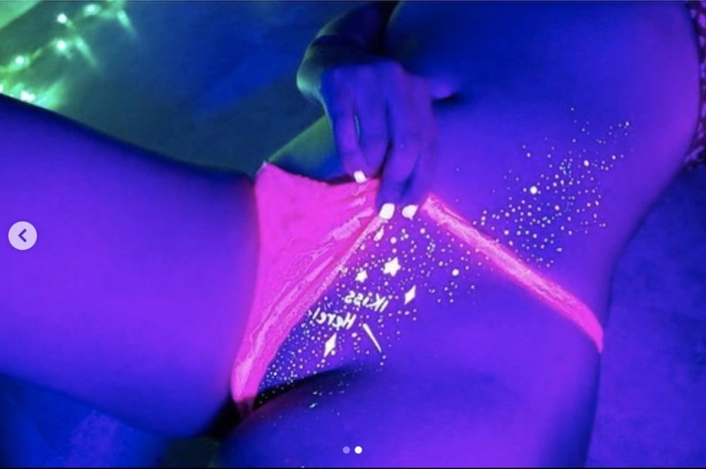 25P spiritual sex art