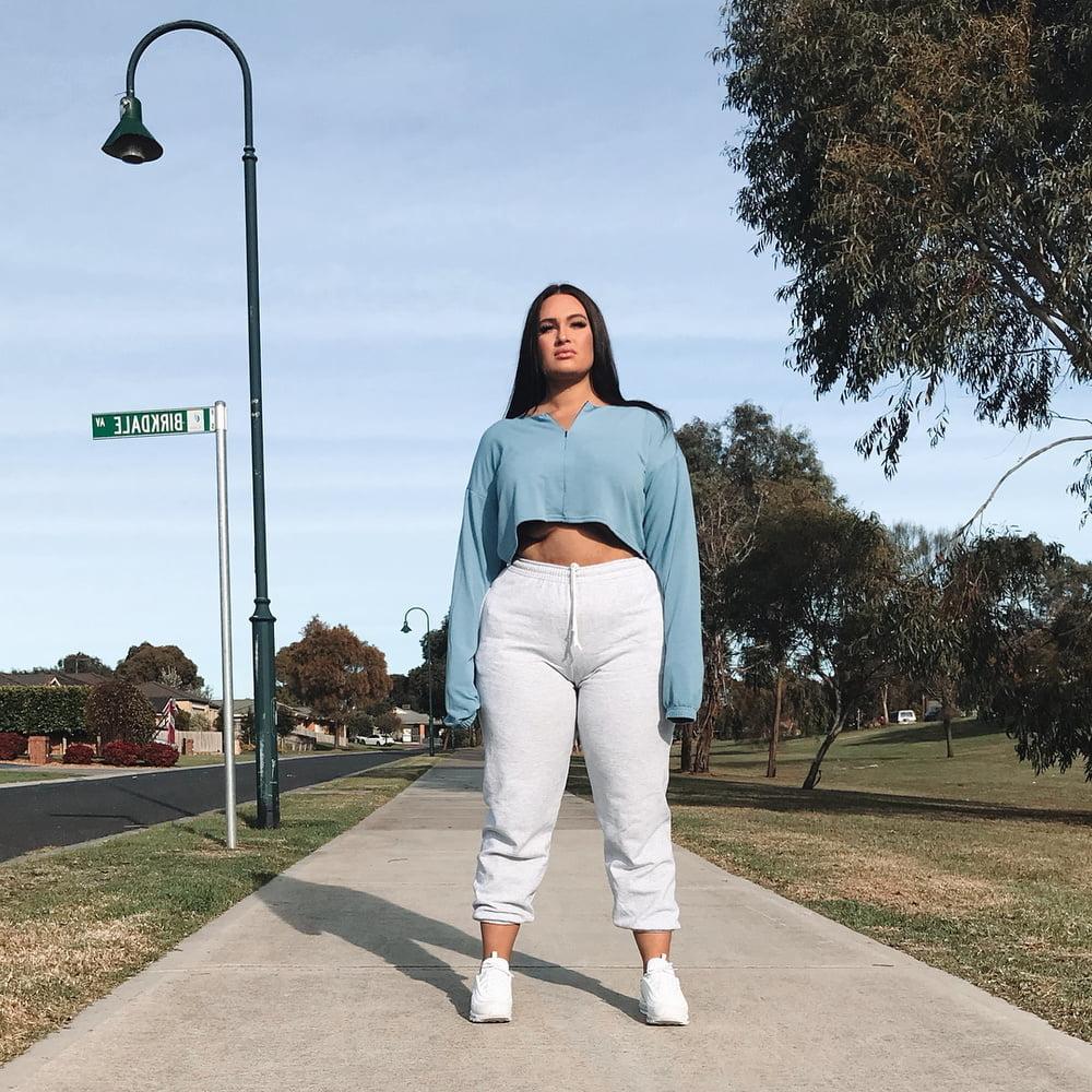 25P Wide Hips - Amazing Curves - Big Girls - Fat Asses (49)