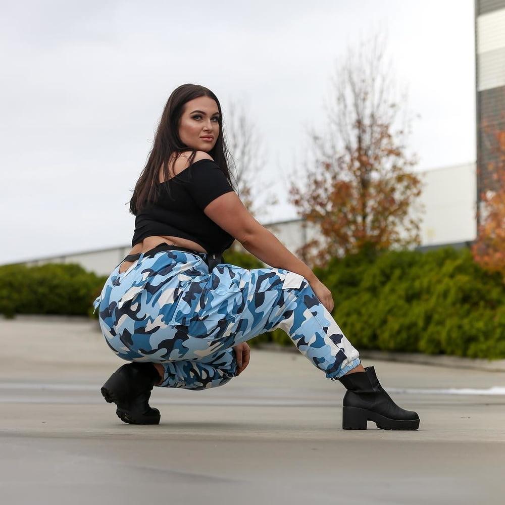 25P Wide Hips - Amazing Curves - Big Girls - Fat Asses (49)