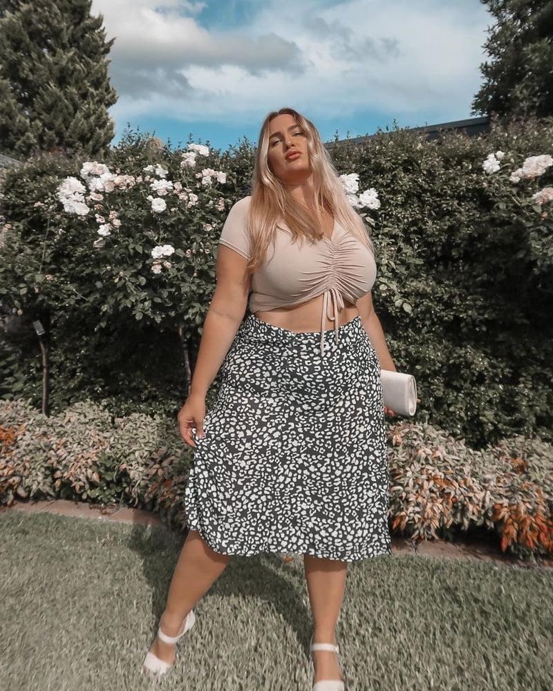 25P Wide Hips - Amazing Curves - Big Girls - Fat Asses (49)