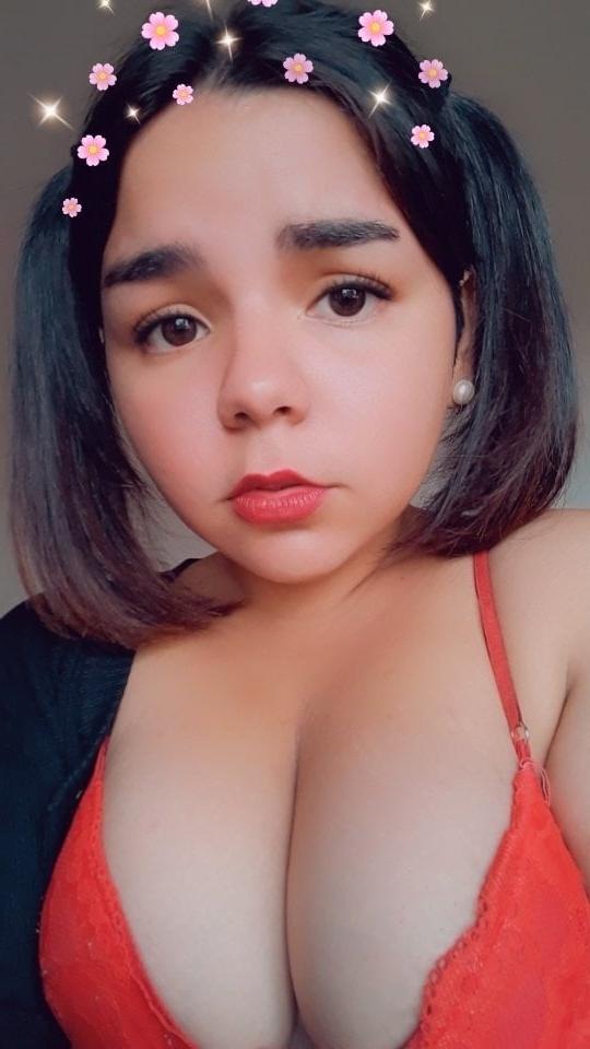 20P Desnuda y putita