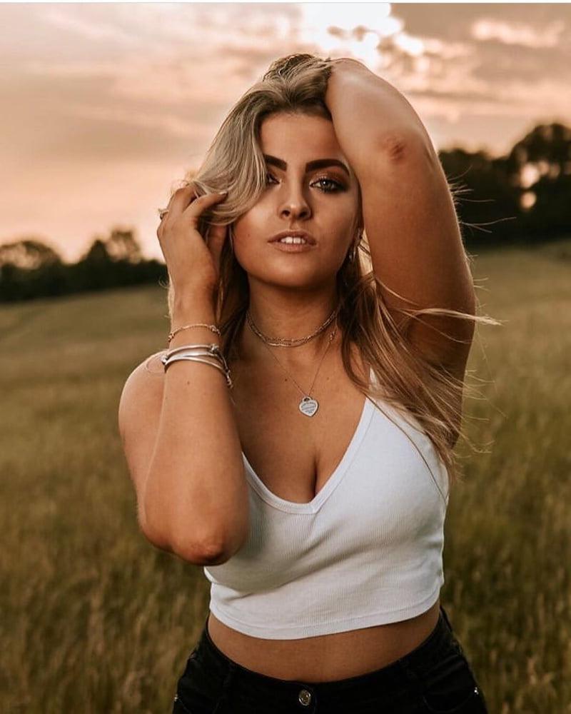 25P Curvy PAWG slag Katherine